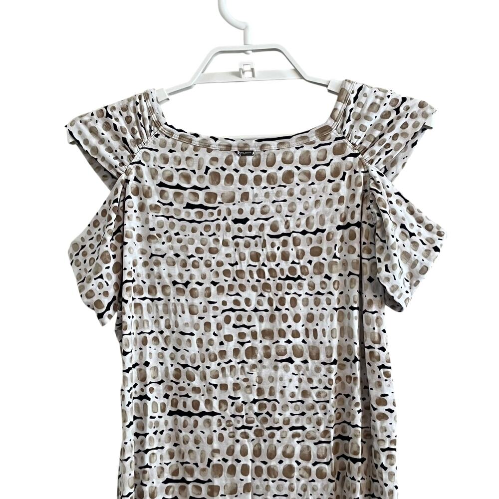 St. John Neutral Printed Cold Shoulder Knit Blouse - Picture 5 of 7